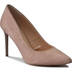Szpilki WOJAS - 6366-64 Beżowy. Brązowe półbuty damskie Wojas, bez wzorów, ze skóry, eleganckie, bez obcasa, na obcasie, bez zapięcia. W wyprzedaży za 229,00 zł.