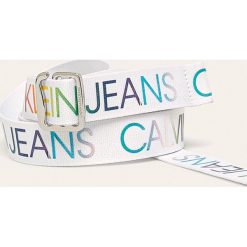 Calvin Klein - Pasek. Czarne paski damskie Calvin Klein, w paski, z poliesteru. Za 179,90 zł.