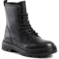 Trapery WRANGLER - Clash Mid WL92634A Black 062. Czarne trapery damskie Wrangler, z materiału, klasyczne. W wyprzedaży za 269,00 zł.