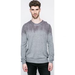 Trussardi Jeans - Sweter. Szare swetry klasyczne męskie marki Trussardi Jeans, xl, z wełny, z okrągłym kołnierzem. W wyprzedaży za 329,90 zł.