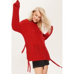 Sweter o grubym splocie - Czerwony. Czerwone swetry klasyczne damskie House, l, ze splotem. Za 89,99 zł.
