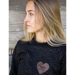 Bluza damska LUMA CENTKI czarna. Czarne bluzy damskie Pakamera, bez wzorów, z bawełny, bez rękawów, bez kaptura. Za 239,00 zł.