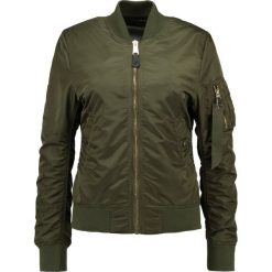 Alpha Industries Kurtka Bomber darkgreen. Zielone marynarki damskie Alpha Industries, xs, bez wzorów, z nylonu. W wyprzedaży za 382,85 zł.