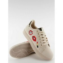 Beżowe Trampki z naszywkami KALANA. Brązowe buty sportowe damskie FunKee.pl, z aplikacjami, z tkaniny, eleganckie. Za 75,59 zł.