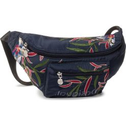 Saszetka nerka DESIGUAL - 20SAXA90 5000. Niebieskie nerki damskie Desigual, bez wzorów, z materiału, młodzieżowe, bez dodatków. Za 249,00 zł.