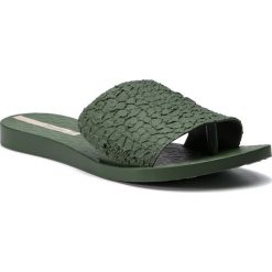 Japonki IPANEMA - Skin Fem 26314 Green/Green 20770. Zielone klapki damskie Ipanema, bez wzorów, z tworzywa sztucznego, bez obcasa. Za 99,99 zł.