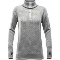 Devold sweter damski Slogen Woman Zip Neck Grey Melange/Offwhite M. Szare swetry damskie Devold, m, bez wzorów, z wełny, sportowe, bez rękawów, bez kaptura. Za 719,00 zł.