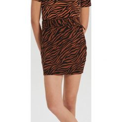 Spódnica mini z paskiem - Brązowy. Pomarańczowe spódniczki damskie Cropp, s, bez wzorów, mini. Za 29,99 zł.