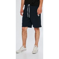 Converse - Szorty. Szare spodenki sportowe męskie Converse, z bawełny, casualowe. W wyprzedaży za 179,90 zł.