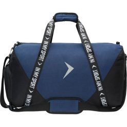 Torba sportowa TPU633 - ciemny granatowy - Outhorn. Niebieskie torby podróżne Outhorn, w paski, z gumy, sportowe. W wyprzedaży za 39,99 zł.