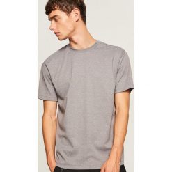 T-shirt z melanżowej dzianiny - Jasny szar. Szare t-shirty męskie marki Reserved, l, z dzianiny. Za 49,99 zł.