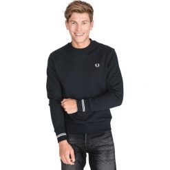 Fred Perry Bluza Czarny. Czarne bluzy męskie Fred Perry, xxl, z nadrukiem, z bawełny, bez kołnierzyka, bez rękawów, bez kaptura. Za 481,95 zł.