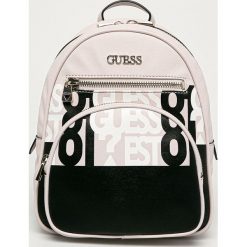 Guess Jeans - Plecak. Różowe plecaki damskie Guess Jeans, z aplikacjami, z bawełny, eleganckie. Za 629,90 zł.