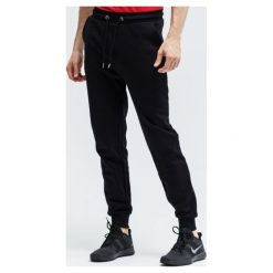 Feewear Spodnie Cashew , czarny, rozmiar S. Czarne spodnie męskie Feewear, na co dzień, s, bez wzorów, z dresówki. W wyprzedaży za 79,99 zł.
