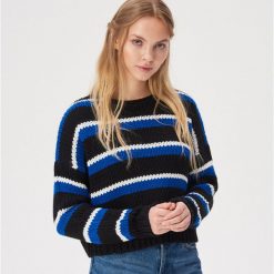 Sweter w poziome pasy - Czarny. Czarne swetry damskie Sinsay, s, bez wzorów, bez rękawów, bez kaptura. Za 69,99 zł.