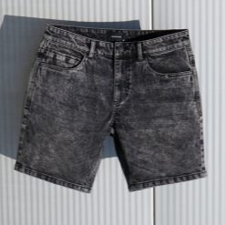 Jeansowe szorty z bawełny organicznej - Szary. Szare spodenki i szorty męskie Reserved, bez wzorów, z bawełny. Za 99,99 zł.