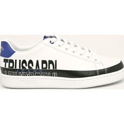 Trussardi Jeans - Buty. Białe sneakersy męskie Trussardi Jeans, z okrągłym noskiem, na sznurówki. W wyprzedaży za 199,90 zł.