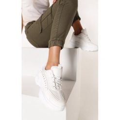 Białe Sneakersy Castymes. Białe sneakersy damskie Born2be. Za 109,99 zł.