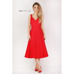 ELEGANCKA SUKIENKA MIDI. Czerwone sukienki damskie Made in Poland, bez wzorów, z elastanu, eleganckie, bez kołnierzyka, bez rękawów, midi. Za 329,00 zł.