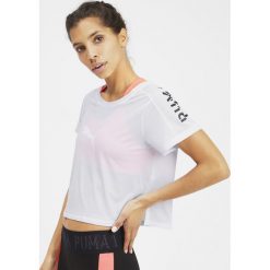 Puma Koszulka Biały. Białe koszulki damskie Puma, l, z nadrukiem, z poliesteru, bez kołnierzyka. Za 119,95 zł.