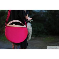 Round Pink Glamour. Różowe torebki klasyczne damskie marki Pakamera, bez wzorów, eleganckie, na ramię, duże, bez dodatków. Za 225,00 zł.
