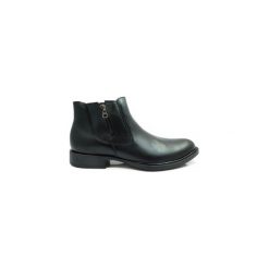 Czarne buty zimowe - sztyblety BZ2. Czarne sztyblety męskie Modini Moda Męska, na zimę, ze skóry, bez zapięcia. Za 247,50 zł.