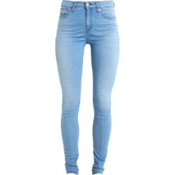Kings Of Indigo CHRISTINA Jeans Skinny Fit ice blue worn. Niebieskie jeansy damskie marki Kings Of Indigo, z elastanu. W wyprzedaży za 466,65 zł.