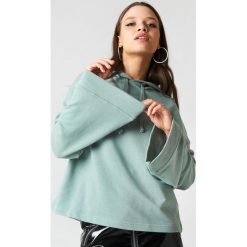 Bluzy damskie: NA-KD Basic Bluza z szerokim rękawem – Green