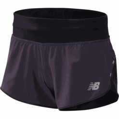 New Balance WS81260IVI. Spodenki sportowe damskie New Balance, na jesień, s, bez wzorów, z materiału, sportowe, do biegania. W wyprzedaży za 159,99 zł.
