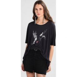 T-shirty damskie: AllSaints LOVERS DREAMS Tshirt z nadrukiem washed black