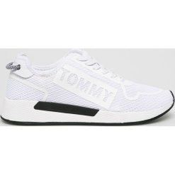 Tommy Hilfiger - Buty. Białe buty sportowe męskie TOMMY HILFIGER, z materiału, na sznurówki. Za 449,90 zł.