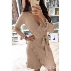 Sukienka ANABELA BEIGE. Brązowe sukienki damskie Sukienka ANABELA BEIGE, uniwersalny, bez wzorów, z dzianiny, bez kołnierzyka, z krótkim rękawem, krótkie, mini. W wyprzedaży za 49,00 zł.