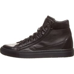 Skórzane sneakersy w kolorze czarnym. Czarne sneakersy męskie Otto Kern, na sznurówki. W wyprzedaży za 329,95 zł.