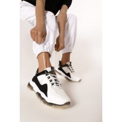 Biało-Czarne Sneakersy Idaise. Białe sneakersy damskie Born2be. Za 99,99 zł.