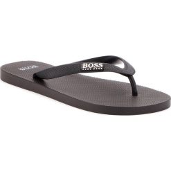 Japonki BOSS - Wave 50388498 10208295 01 Black 001. Czarne klapki męskie Boss, bez wzorów, z tworzywa sztucznego. W wyprzedaży za 139,00 zł.
