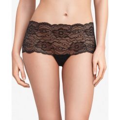 Figi klasyczne z wysokim stanem Passionata Lulu P59040. Czarne figi damskie Passionata, bez wzorów, z elastanu. Za 79,00 zł.