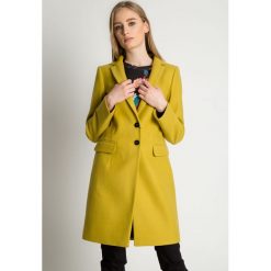 Limonkowy płaszcz wiosenny INNA MARKA. Płaszcze damskie INNA MARKA, na wiosnę, bez wzorów, z wełny, eleganckie. W wyprzedaży za 363,00 zł.