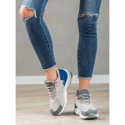 WYGODNE BUTY SPORTOWE. Buty sportowe damskie AX BOXING, bez wzorów, sportowe. Za 127,90 zł.