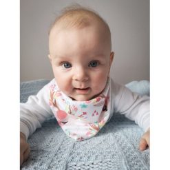 Chustka pod szyję JELONKI uniwersalny. Szare czapeczki niemowlęce DressUp, bez wzorów. Za 19,99 zł.