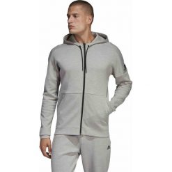 MĘSKA BLUZA ADIDAS STADIUM FULL ZIP (XXL). Szare bluzy męskie Adidas, xxl, bez wzorów, z bawełny, z kapturem, z długim rękawem, długie, z kapturem. W wyprzedaży za 279,99 zł.