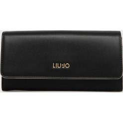Liu Jo - Portfel. Różowe portfele damskie Liu Jo, bez wzorów, z poliesteru. Za 299,90 zł.