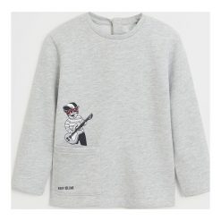 Mango Kids - Bluza dziecięca Grunge 80-104 cm. Szare bluzy chłopięce Mango Kids, z nadrukiem, z bawełny, bez rękawów, bez kaptura. Za 59,90 zł.