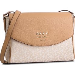 Torebka DKNY - R91EFA76 Logo/Lat 115. Brązowe listonoszki damskie DKNY, na co dzień, bez wzorów, ze skóry, bez dodatków. W wyprzedaży za 539,00 zł.