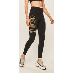 LaBellaMafia - Legginsy. Czarne spodnie damskie LABELLAMAFIA, m, z nadrukiem, z elastanu. W wyprzedaży za 249,90 zł.