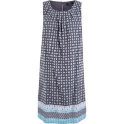 Sukienka koszulowa bonprix jagodowy z nadrukiem. Fioletowe sukienki damskie bonprix, z nadrukiem, z koszulowym kołnierzykiem, bez rękawów, koszulowe. Za 49,99 zł.