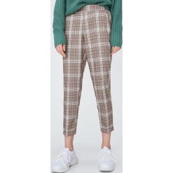 Spodnie chino - Żółty. Żółte spodnie damskie Sinsay, s, bez wzorów. Za 49,99 zł.