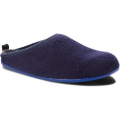 Kapcie CAMPER - 18811-064 Tweed Hypnos/Estufeta Kallfu. Niebieskie kapcie męskie marki Camper, bez wzorów, z tworzywa sztucznego. W wyprzedaży za 209,00 zł.
