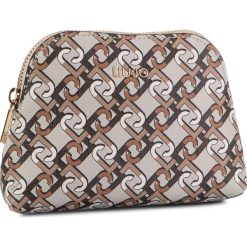 Kosmetyczka LIU JO - Beauty N69022 E0017 Nuez 71038. Szare kosmetyczki męskie Liu Jo, bez wzorów, ze skóry ekologicznej. W wyprzedaży za 179,00 zł.