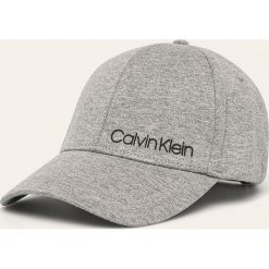 Calvin Klein Jeans - Czapka. Czarne czapki damskie Calvin Klein Jeans, bez wzorów, z bawełny. Za 159,90 zł.