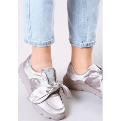 Szare Buty Sportowe Pink Lights. Szare buty sportowe damskie Multu, bez wzorów, sportowe. Za 39,99 zł.